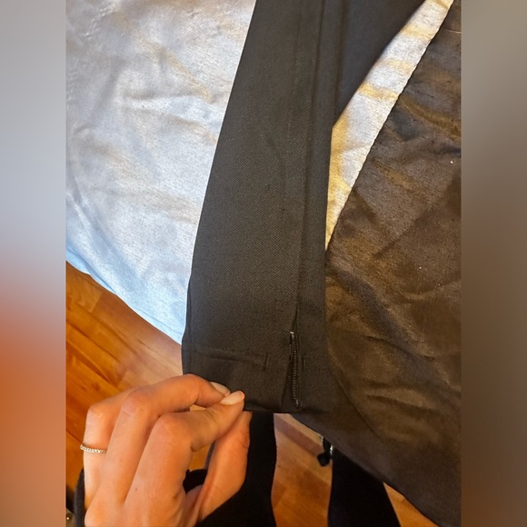 Adidas Sweatpants with pink stripes - Picture 4 of 5